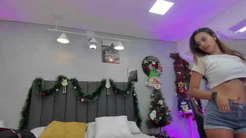 Kendra London online show from December 2025 11:15:02 AM