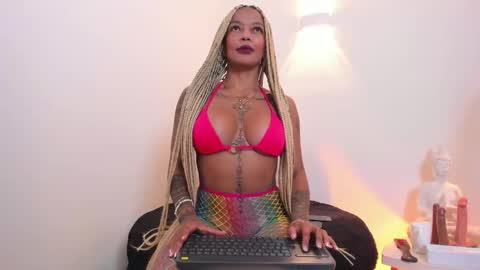 Snapshot of kenya_carper chatting on September 2025 12:16:01 PM Kenya online show from September 2025 12:16:01 PM