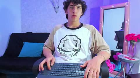 Kev online show from December 2024 02:03:02 AM
