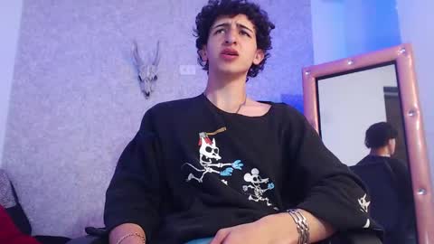 Kev online show from February 2025 06:13:02 PM