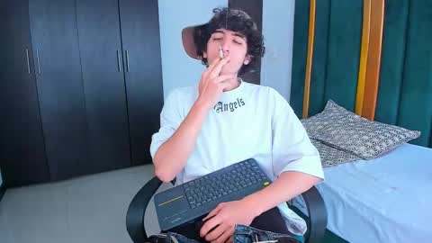 Kev online show from September 2025 05:34:02 PM