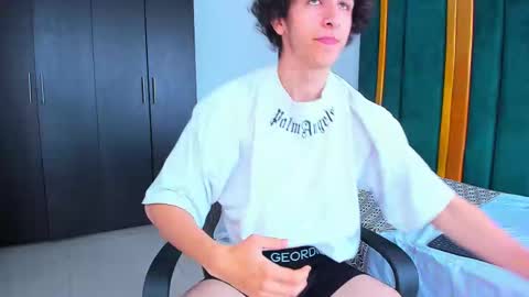 Kev online show from September 2025 04:29:02 PM