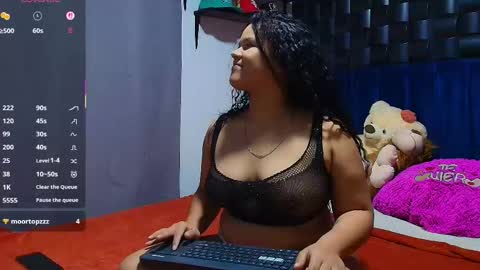 Snapshot of kesha_rosse_ chatting on November 2025 05:51:01 AM KESHA online show from November 2025 05:51:01 AM