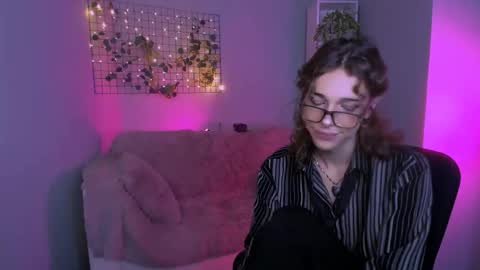 kevi here online show from September 2025 07:57:02 PM