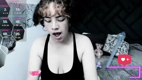 Snapshot of kiara_fox__ chatting on December 2025 09:21:02 PM KIARA FOX online show from December 2025 09:21:02 PM