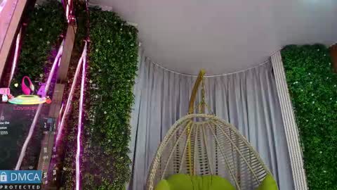 Kiara Zahiri online show from September 2025 10:48:01 AM