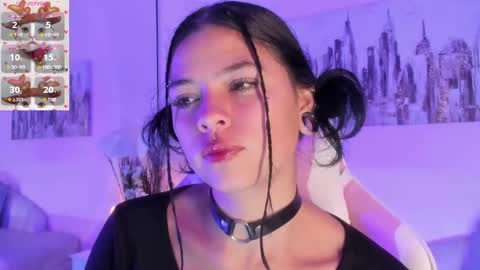 kIKI online show from December 2024 03:39:01 PM