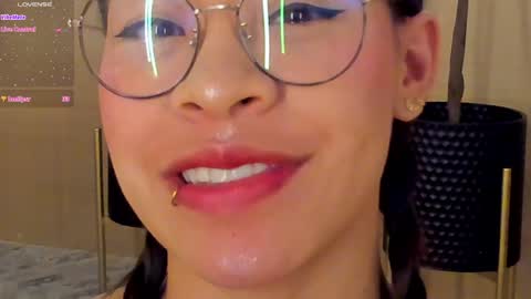 KIM online show from December 2024 03:04:02 AM