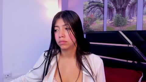 Kimberly Villalobos online show from December 2024 11:32:02 AM