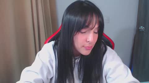 Snapshot of kimflexible_ chatting on January 2025 12:37:01 AM Kim 3 online show from January 2025 12:37:01 AM