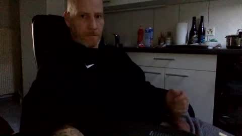 kingsize online show from January 2025 02:08:01 PM