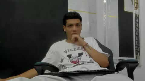   online show from September 2025 01:00:01 PM