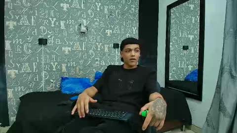   online show from September 2025 07:06:02 PM