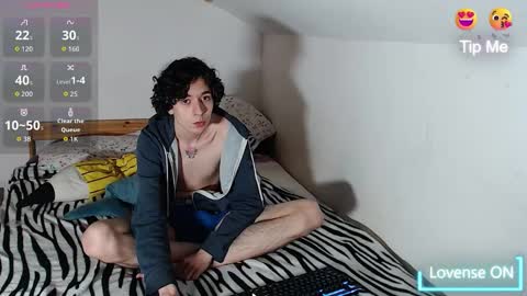 Snapshot of kiriae21 chatting on November 2025 02:51:02 PM Alan online show from November 2025 02:51:02 PM