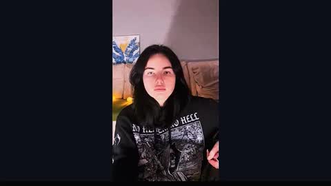 Snapshot of kirunya chatting on October 2025 07:34:02 PM Kira online show from October 2025 07:34:02 PM