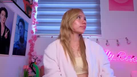 Snapshot of kittyroses chatting on November 2025 07:59:02 PM Kitty online show from November 2025 07:59:02 PM