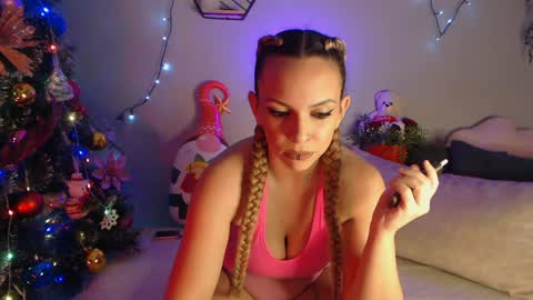 Klara online show from December 2024 01:26:02 AM