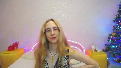 Klary online show from December 2024 01:13:02 PM