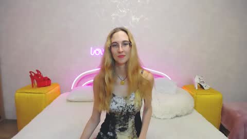 Klary online show from January 2025 04:30:02 PM