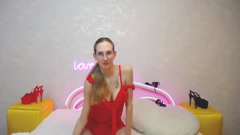 Klary online show from March 2025 05:16:02 PM