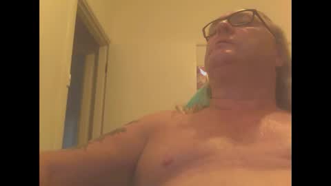Snapshot of knobout chatting on January 2025 08:26:02 AM knobout online show from January 2025 08:26:02 AM