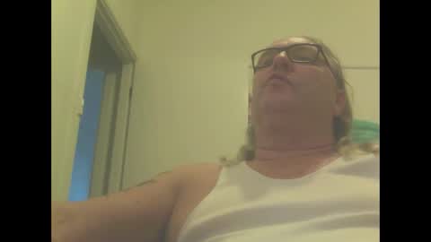 Snapshot of knobout chatting on January 2025 06:14:01 AM knobout online show from January 2025 06:14:01 AM
