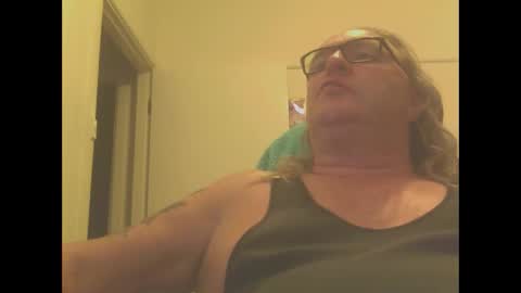Snapshot of knobout chatting on January 2025 11:24:01 AM knobout online show from January 2025 11:24:01 AM