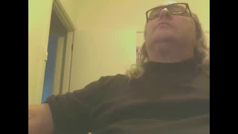 Snapshot of knobout chatting on February 2025 08:10:02 AM knobout online show from February 2025 08:10:02 AM