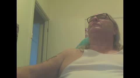 Snapshot of knobout chatting on February 2025 03:58:01 AM knobout online show from February 2025 03:58:01 AM