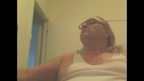 Snapshot of knobout chatting on February 2025 06:06:01 AM knobout online show from February 2025 06:06:01 AM