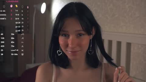 Emma online show from October 2025 08:19:02 PM