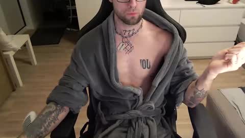 Kyle online show from December 2024 03:37:01 AM