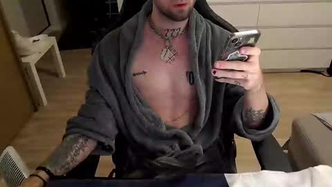 Kyle online show from December 2024 04:22:01 PM