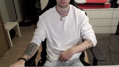 Kyle online show from February 2025 08:18:02 AM
