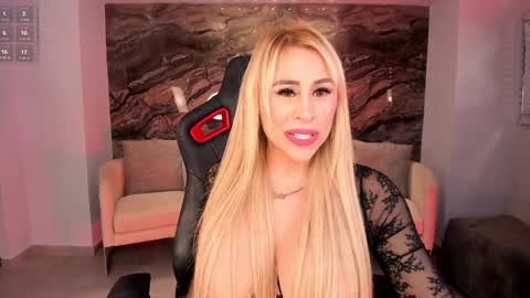  Kylie  online show from December 2024 03:31:02 PM