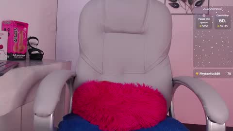 Kylie Myers online show from January 2025 03:52:01 PM