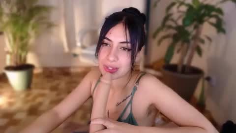 l_e_a online show from December 2024 05:18:02 AM