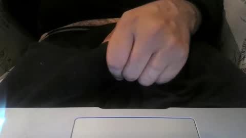 Snapshot of la_guyy chatting on October 2025 08:26:02 AM la_guyy online show from October 2025 08:26:02 AM