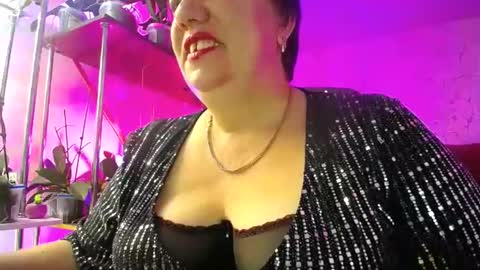 Lady Gloria online show from December 2024 07:16:01 AM