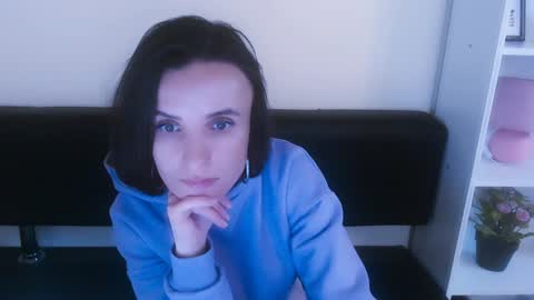 Laima online show from January 2025 04:27:01 PM