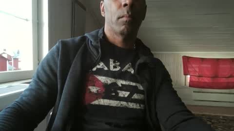 lamanta72 online show from October 2025 06:53:02 AM