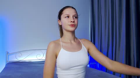 Liana online show from December 2024 09:02:01 AM