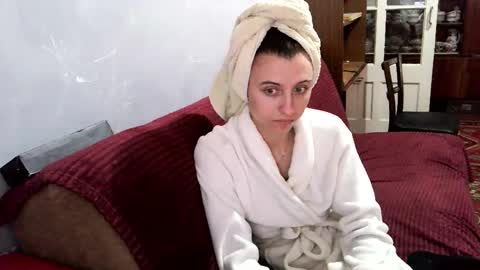 Snapshot of lanabeils chatting on November 2025 08:42:01 AM Lana online show from November 2025 08:42:01 AM