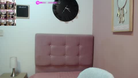 Snapshot of lanna_mills chatting on February 2025 01:30:01 PM Lanna online show from February 2025 01:30:01 PM