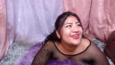 lapeligrosa_ online show from December 2024 06:19:02 PM