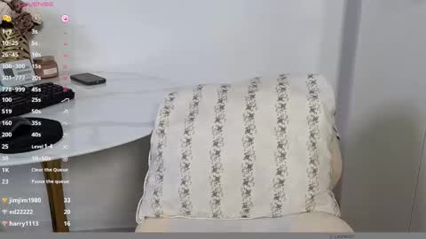 Snapshot of lara_sins chatting on February 2025 02:10:02 AM Lara Sins online show from February 2025 02:10:02 AM