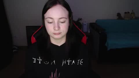 Snapshot of laralianna chatting on December 2025 08:04:02 PM Laralianna online show from December 2025 08:04:02 PM