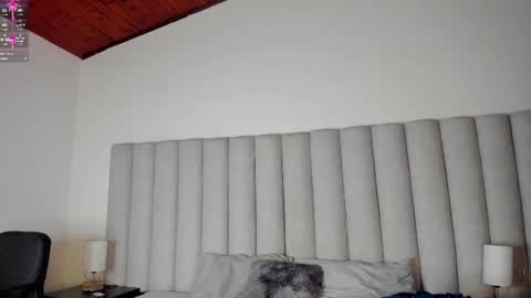 lauraagomezz__ online show from January 2025 02:07:02 AM