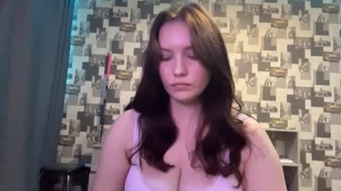 Hannah online show from September 2025 04:07:01 PM