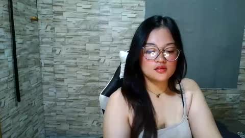laurine_sexy21 online show from September 2025 01:44:02 PM